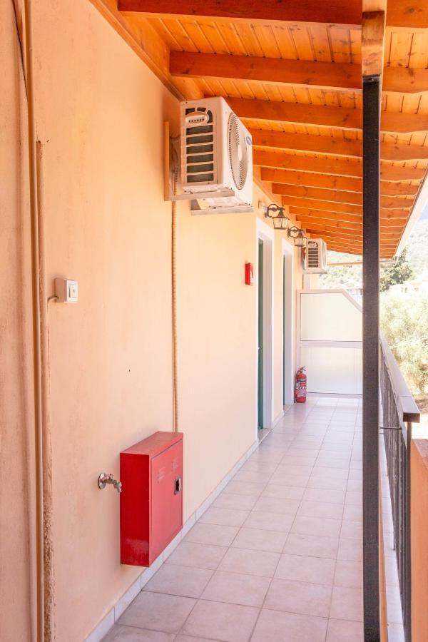 Apagio Apartments Mikros Gialos Exteriér fotografie