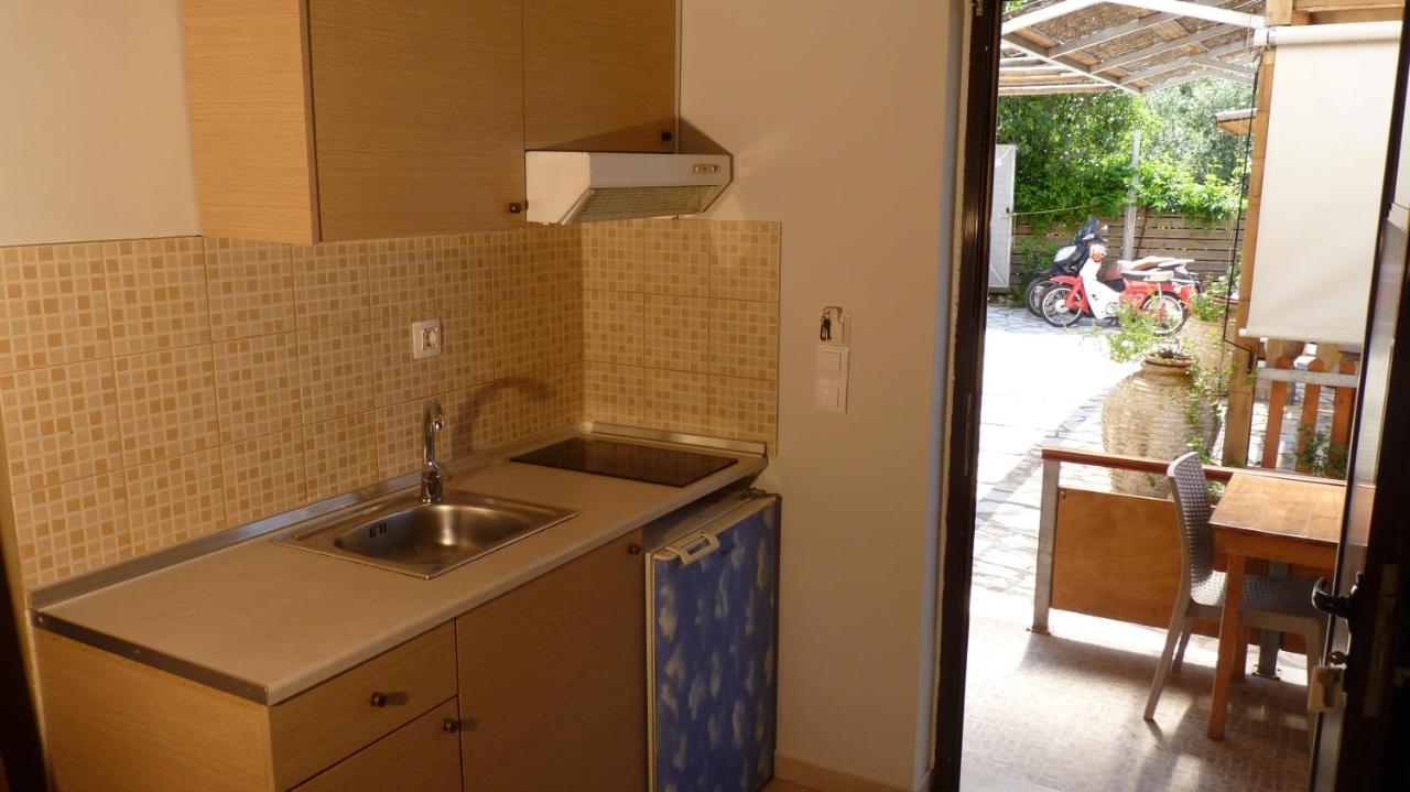 Apagio Apartments Mikros Gialos Exteriér fotografie