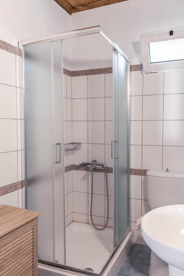 Apagio Apartments Mikros Gialos Exteriér fotografie